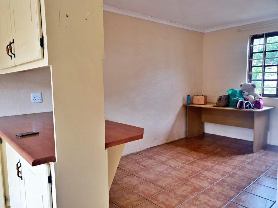 To Let 0 Bedroom Property for Rent in Uitsig Free State